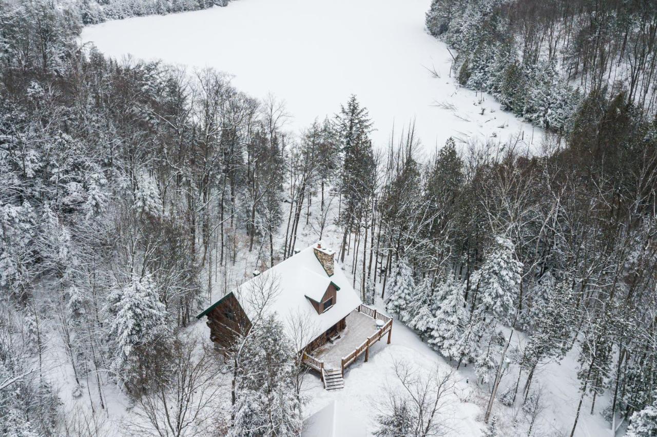 Domaine la Cedriere Villa Grenville-Sur-La-Rouge Exterior foto